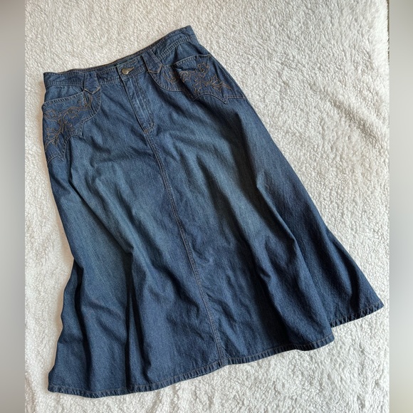 Lauren Jean Co. Ralph Lauren Jean skirt - Picture 1 of 11